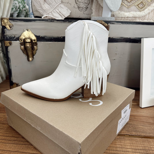 Dixie Fringe Western Boots